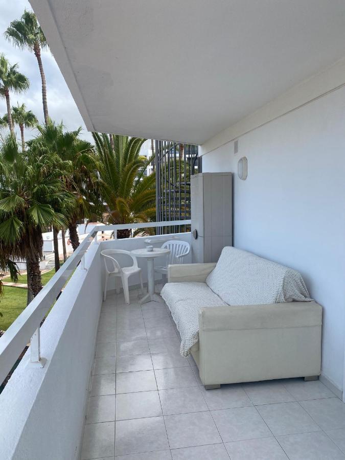 Cozy Apartment Near The Beach Playa de las Americas (Tenerife) Exterior photo